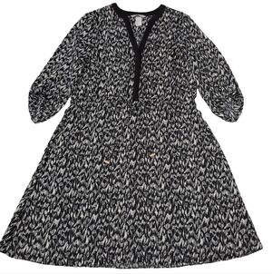 ✨2/$25 H&M abstract leopard dress Animal drawstring waist 3/4th rolled sleeve 